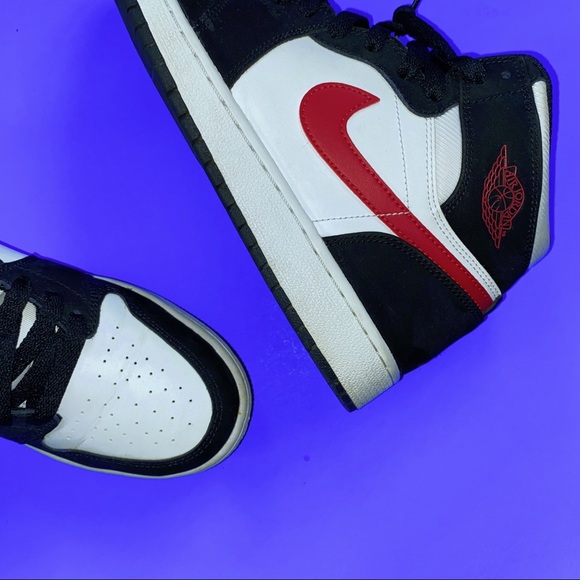 💥 SOLD 💥 Jordan Retro 1s 🏁 - Picture 4 of 5